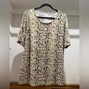 Tickled Teal Black and Cream Patterned Top